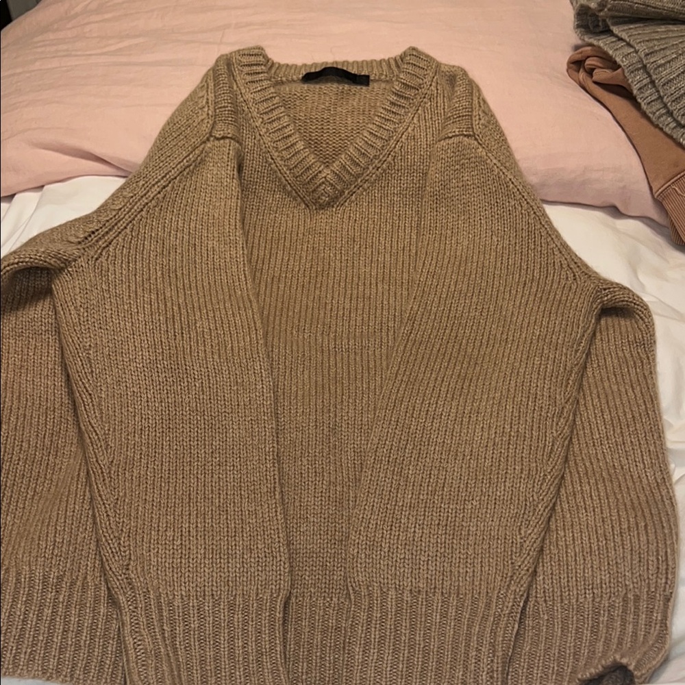 Jenni Kayne Cashmere V-Neck Kate Sweater - Caramel - Size XL